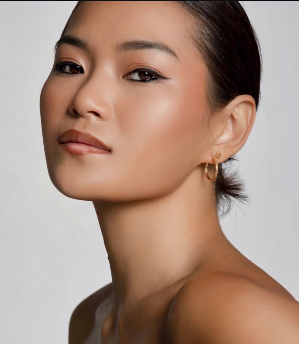 Czarina Kwong on PromoCut